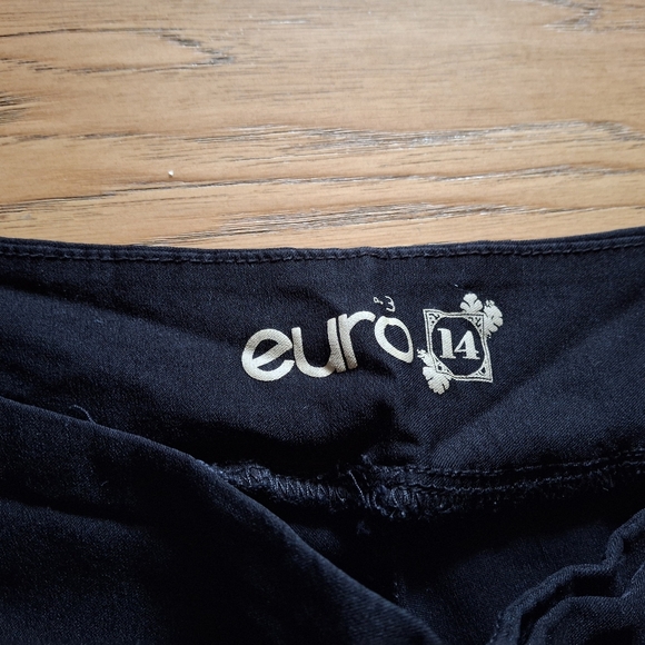 Euro capris (14) - Picture 3 of 3
